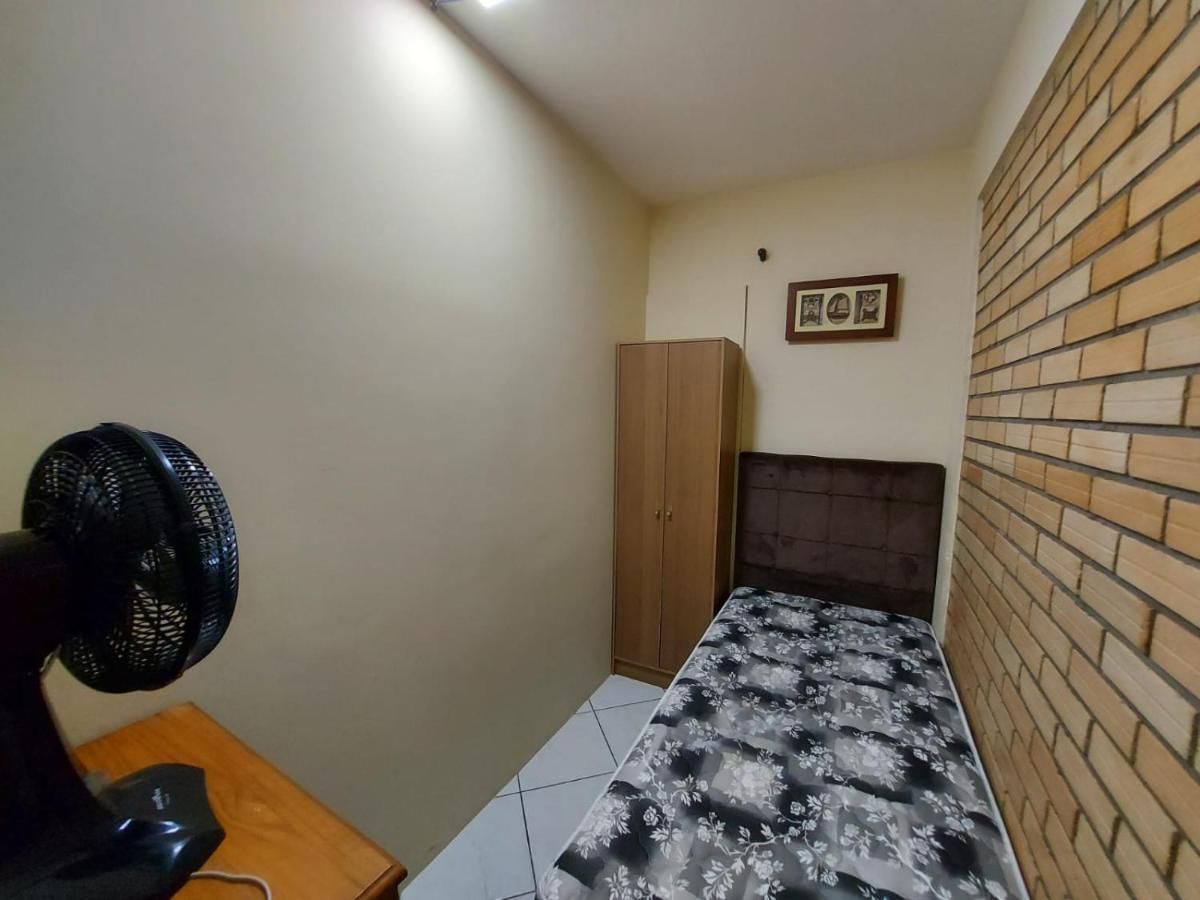 Apartamento 12 - Bombinhas - 200 Metros Da Praia Buitenkant foto