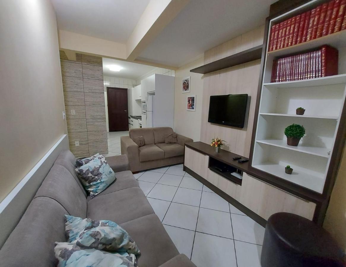 Apartamento 12 - Bombinhas - 200 Metros Da Praia Buitenkant foto