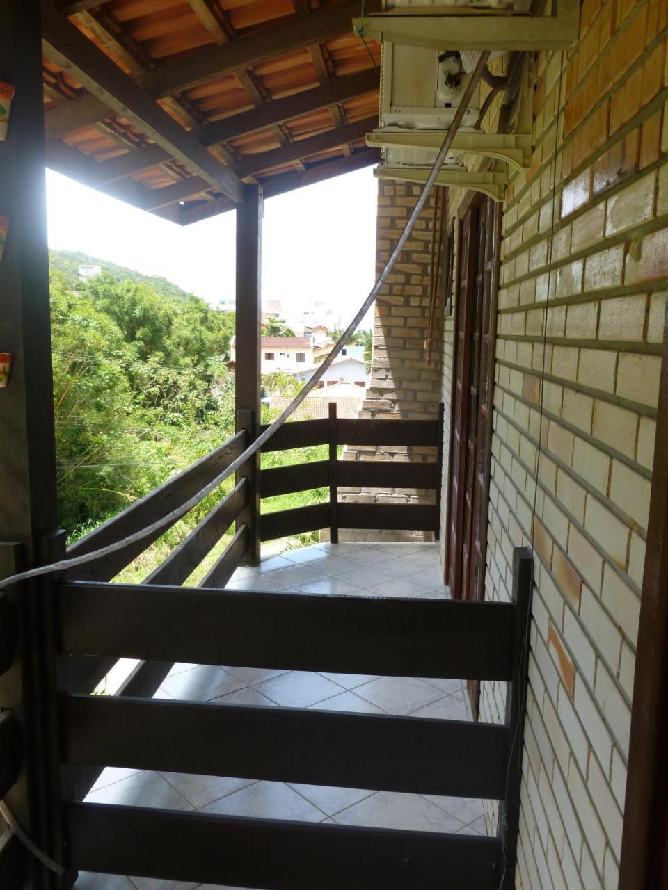 Apartamento 12 - Bombinhas - 200 Metros Da Praia Buitenkant foto