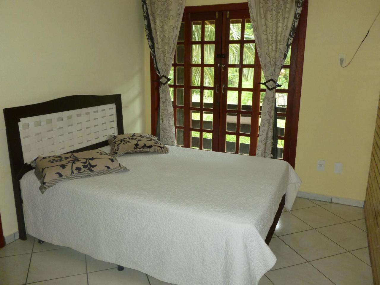Apartamento 12 - Bombinhas - 200 Metros Da Praia Buitenkant foto