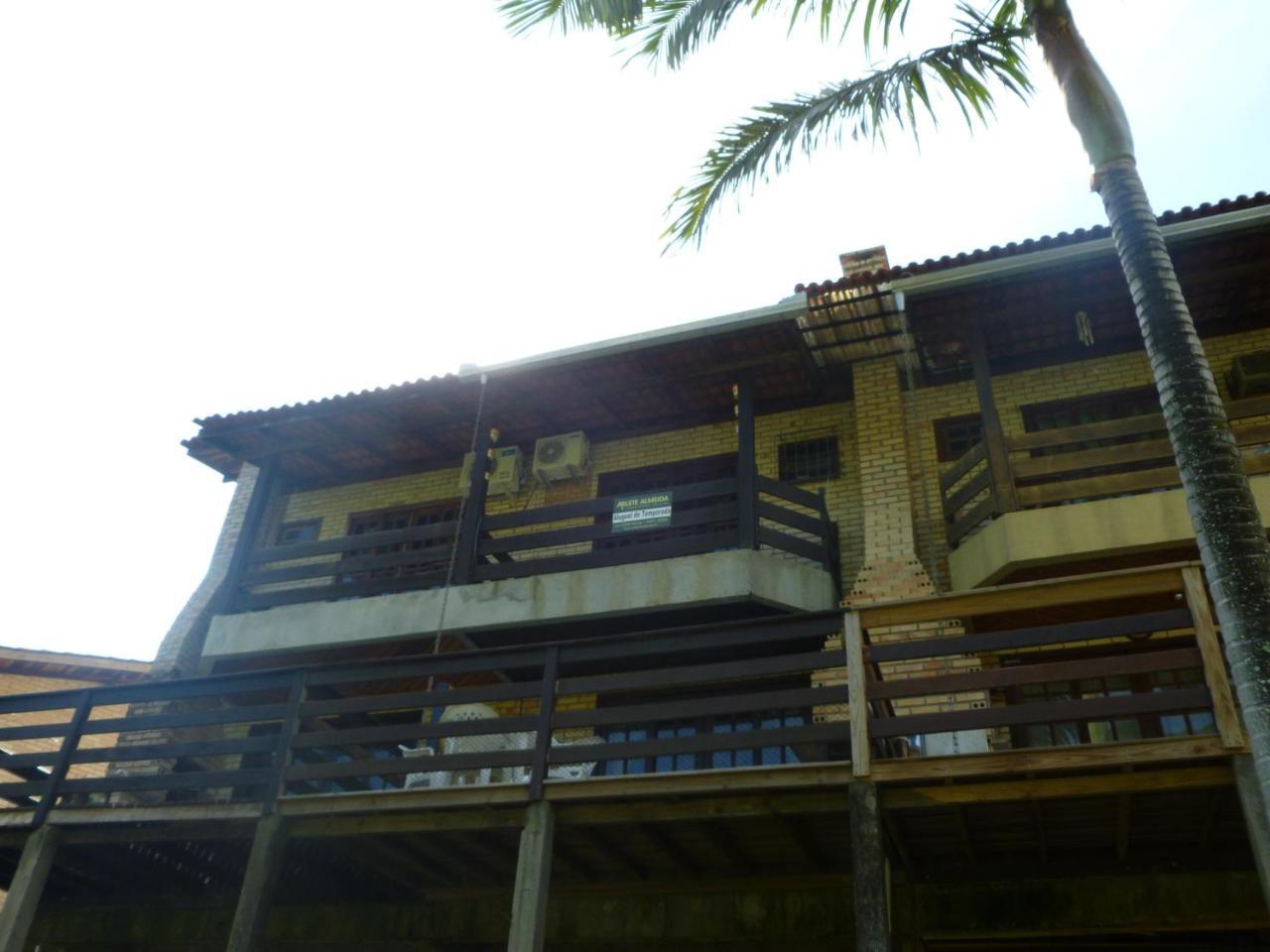 Apartamento 12 - Bombinhas - 200 Metros Da Praia Buitenkant foto